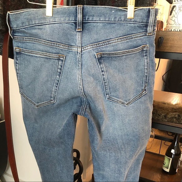 Banana Republic Men's Slim Jeans in Light Blue - Picture 4 of 5